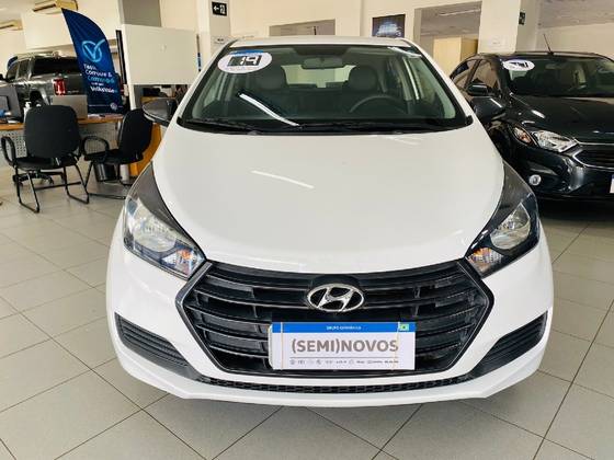 HYUNDAI HB20 1.6 COMFORT PLUS 16V FLEX 4P AUTOMÁTICO HYUNDAI HB20 1.6 COMFORT PLUS 16V FLEX 4P AUTOMÁTICO